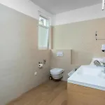 1 Bedroom In דירה *